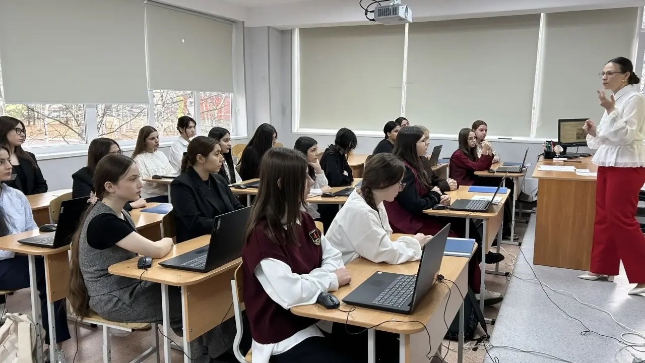 Профориентационные пробы: школьники открывают мир профессий!